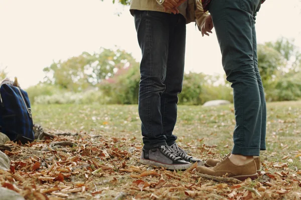 Pareja Gay Cogida Manos —  Fotos de Stock