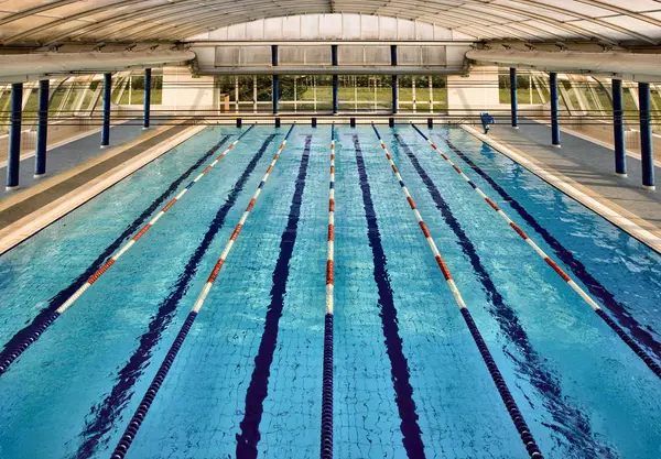 Körfält för swimmingpool — Stockfoto