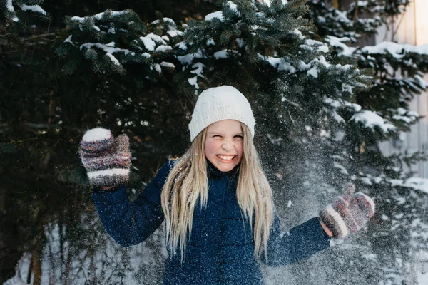 Girl Grinning Excitement Snow — Stock Photo, Image