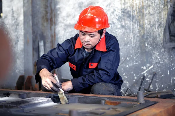 Working Cast Iron Foundry — Stock Photo, Image
