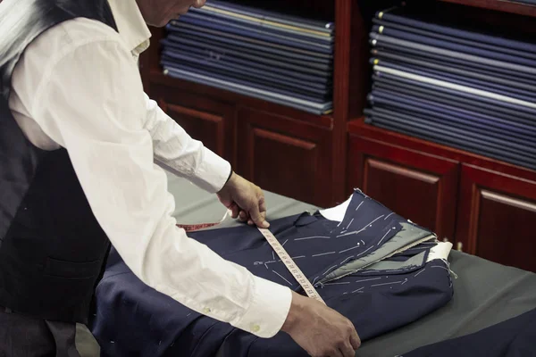 Измерение Одежды Швейной Мастерской — стоковое фото