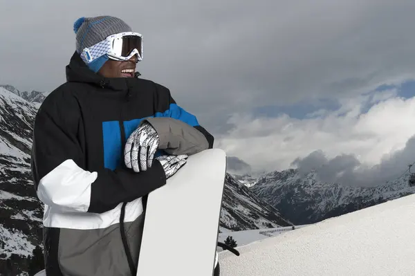 Porträtt Unga Manliga Snowboardåkare Sportkläder Obergurgl Österrike — Stockfoto