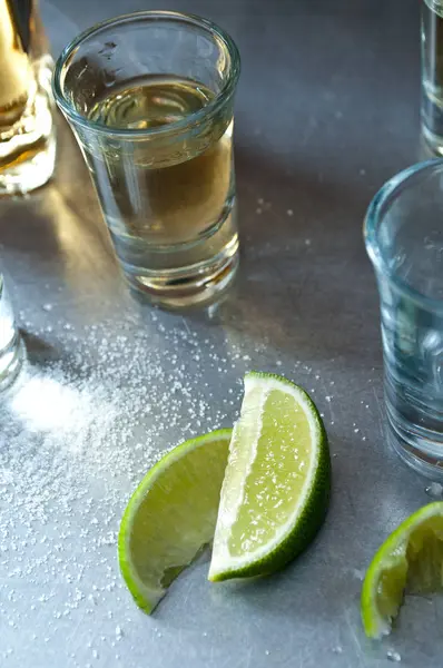 Tequila Shots Lime Slices Salt Table — Stock Photo, Image