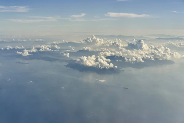 Σύννεφα Και Θέα Από Αεροπλάνο — Φωτογραφία Αρχείου