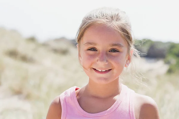 Retrato Una Niña —  Fotos de Stock