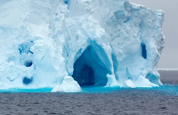 Iceberg Témpano Hielo Océano Sur 180 Millas Norte Antártida Oriental — Foto de Stock