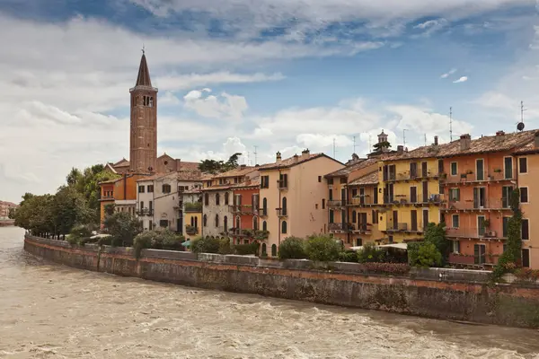 Authentic buildings above canal — Stock Photo, Image