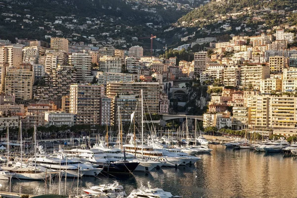 Jachtok Csónakok Monte Carlo Monaco Jachtkikötőre — Stock Fotó