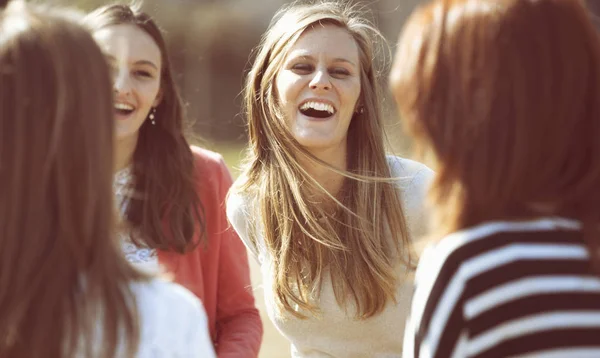 Group Female Friends Laughing — Stock Photo, Image