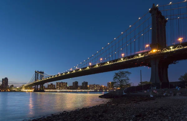 Manhattan Bridge Riverbank Night New York Usa — Stock Photo, Image