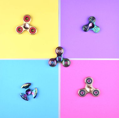 El topluca spinner oyuncak grubu.