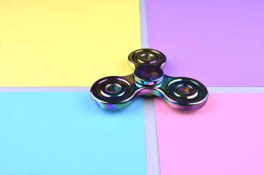 El topluca spinner oyuncak grubu.