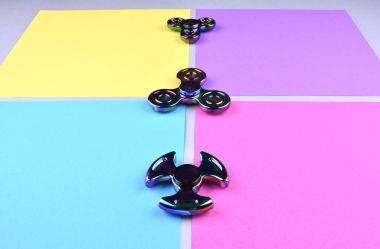 El topluca spinner oyuncak grubu.