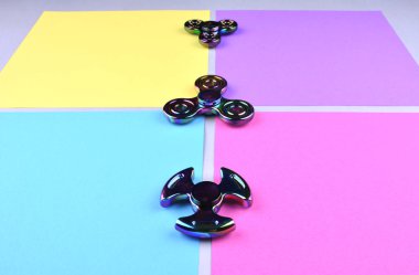El topluca spinner oyuncak grubu.