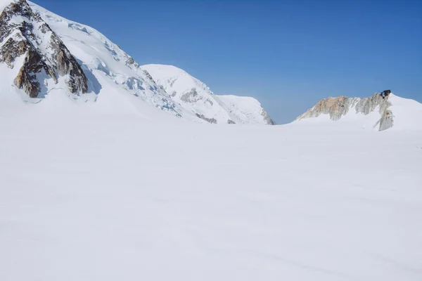 Mont blanc, najwyższy szczyt Europy. — Zdjęcie stockowe