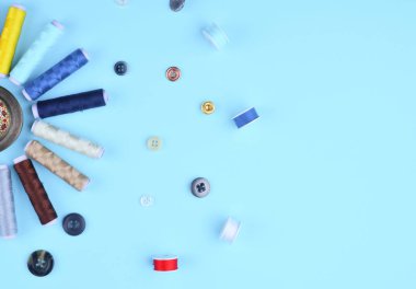 Arka dikiş araçları ve aksesuarları.