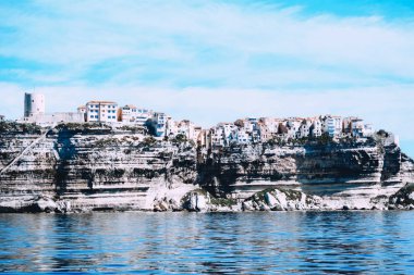 Deniz manzarası Bonifacio, Corsica, Fransa.