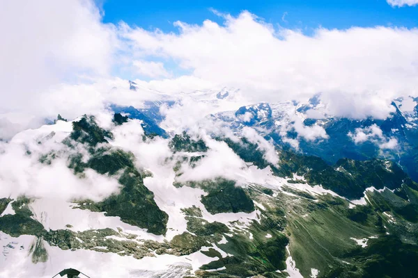 Pohled na krásnou krajinu v Alpách. — Stock fotografie
