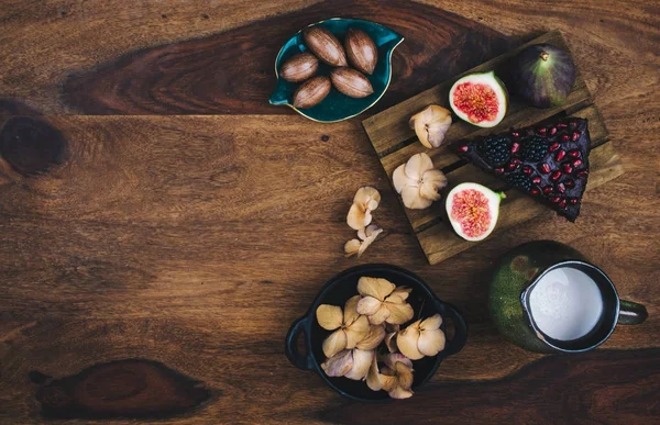 Vegan pasta chia tohum, quinoa, avokado.