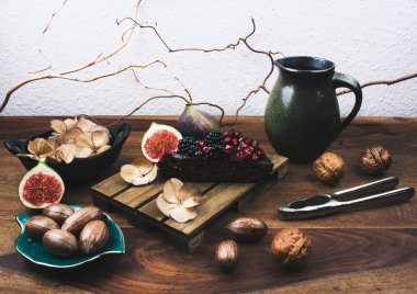 Vegan pasta chia tohum, quinoa, avokado.