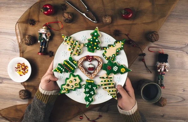 Lezzetli Noel gingerbread çerezleri