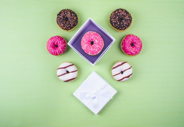 Buzlanma ile kaplı çörek.