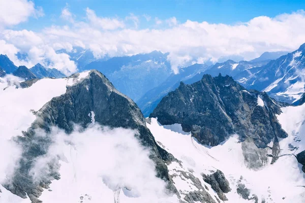 View of beautiful landscape in the Alps. — Stock Photo, Image