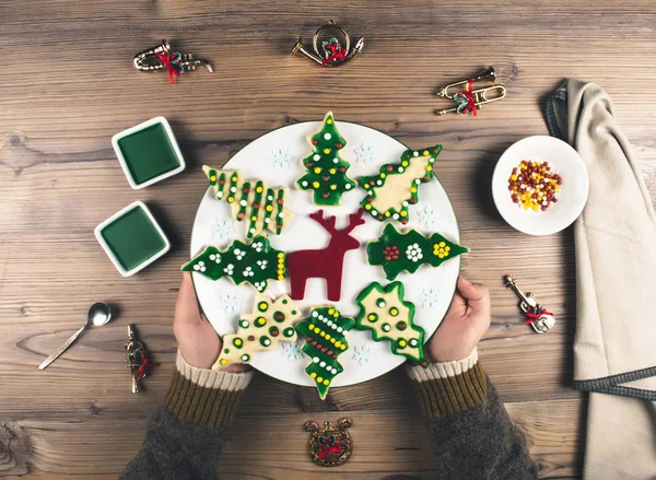 Lezzetli Noel gingerbread çerezleri.