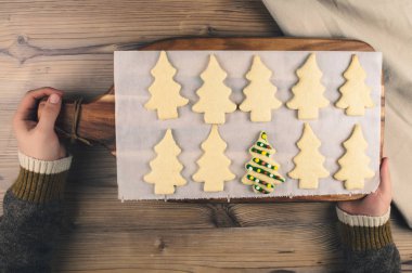 Lezzetli Noel gingerbread çerezleri.