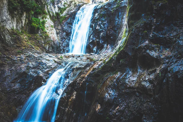 Erstaunliche Wasserfälle. — Stockfoto