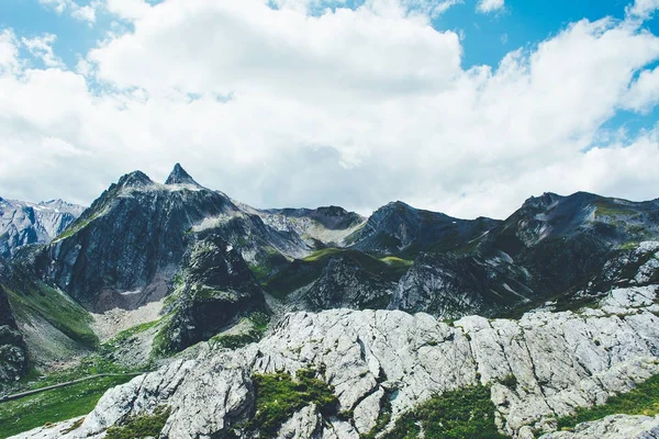 Θέα από το όμορφο τοπίο στις Άλπεις. — Φωτογραφία Αρχείου