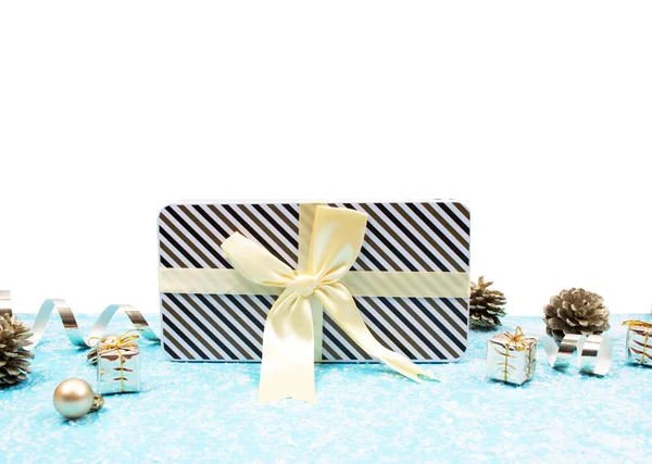 Fondo de Navidad con cajas de regalo. — Foto de Stock