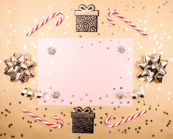 Dut kağıt doku Noel süsleri.