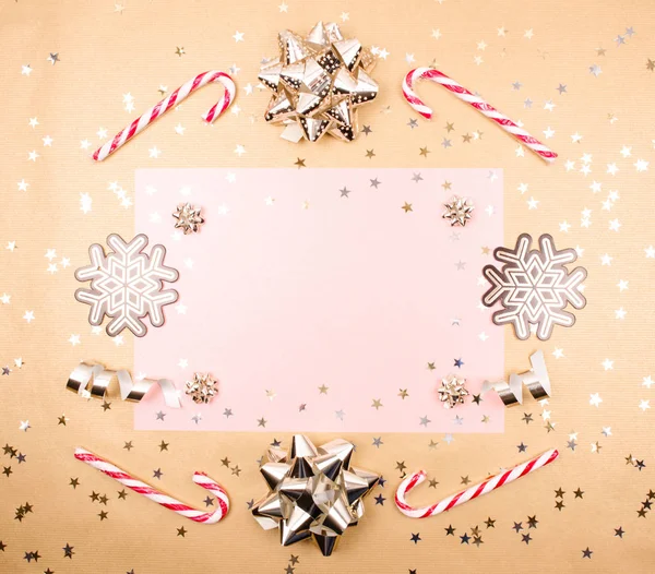 Dut kağıt doku Noel süsleri.