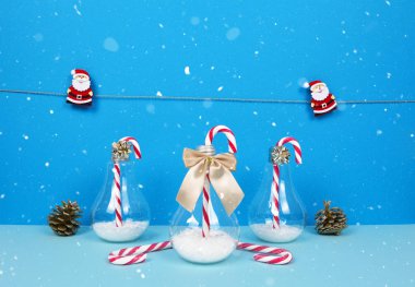 Noel Baba, dekoratif Noel ağacı, GIF ile Noel kompozisyon