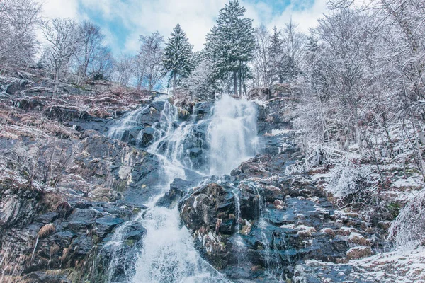 Todtnauer Wasserfälle im Winter. — Stockfoto