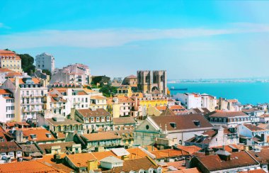 Rossio Meydanı, Lizbon üzerinden manzarası görünüm.
