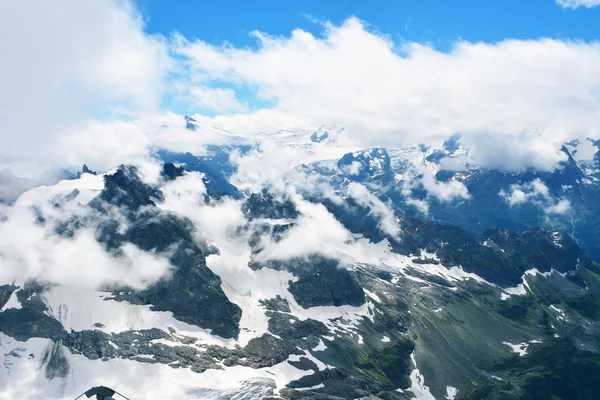 Švýcarské Alpy pohled z hory Pilatus, Švýcarsko — Stock fotografie