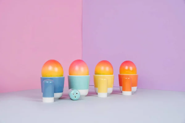 Húsvéti tojást a pasztell háttér. — Stock Fotó