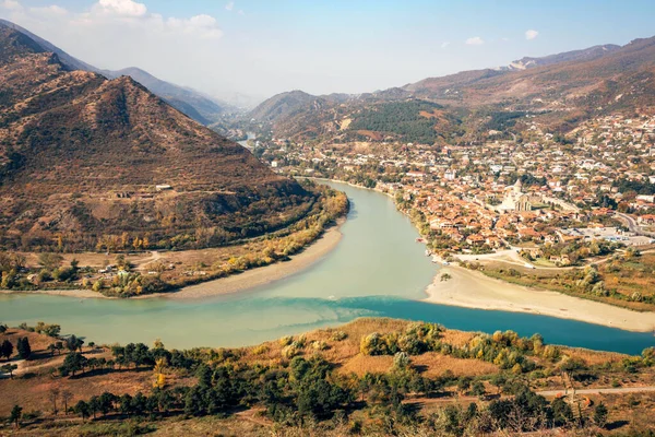 Вид на Мцхета, Грузия. Лицензионные Стоковые Фото