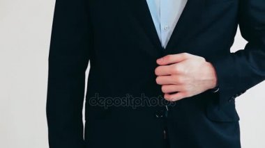 Silahlı, takım elbise