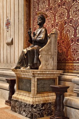 Vatikan, Roma, İtalya. Saint Peter k tutan bronz heykeli