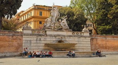 Rome, İtalya - 12 Nisan 2016: Halk Meydanı (Piazza del Popolo