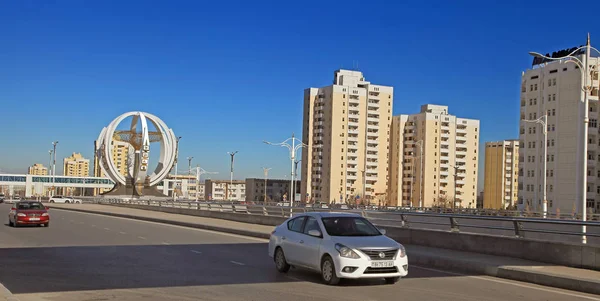 Ashgabat, Turkmenistan, 25 ledna 2017: O moderní architektuře — Stock fotografie