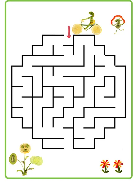 Gioco divertente labirinto per bambini in età prescolare. Illustrazione della logica — Foto Stock