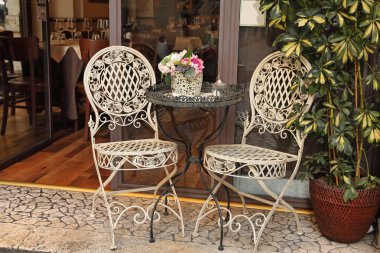 Rome, İtalya - 9 Nisan 2017: Street Teras Ca önünde