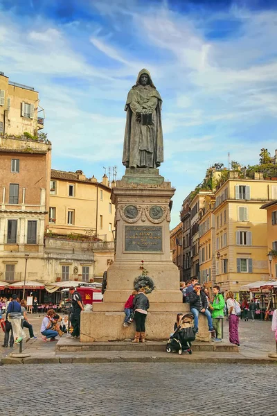 Roma Italia Abril 2018 Monumento Giordano Bruno Fue Creado Por — Foto de Stock