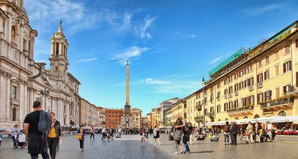 Roma Italia Abril 2018 Piazza Navona Con Famoso Obelisco Egipcio —  Fotos de Stock