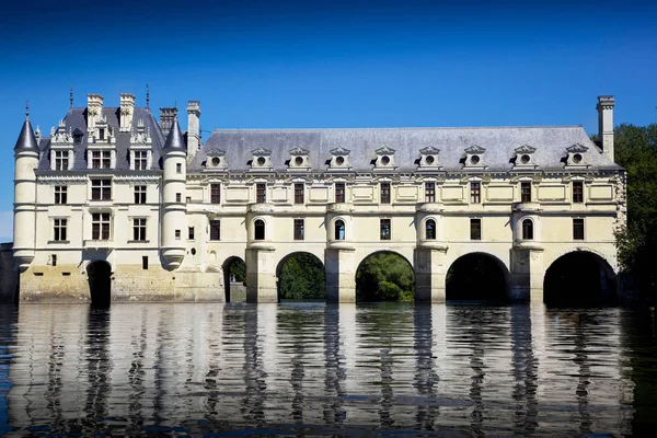 Romántica vista Castillo de Chenonceau — Foto de Stock