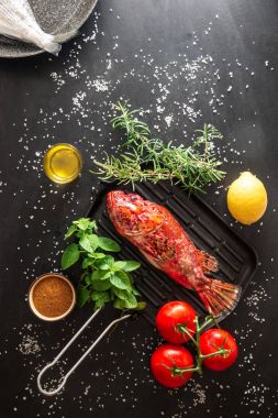 ızgara balık hazırlanması